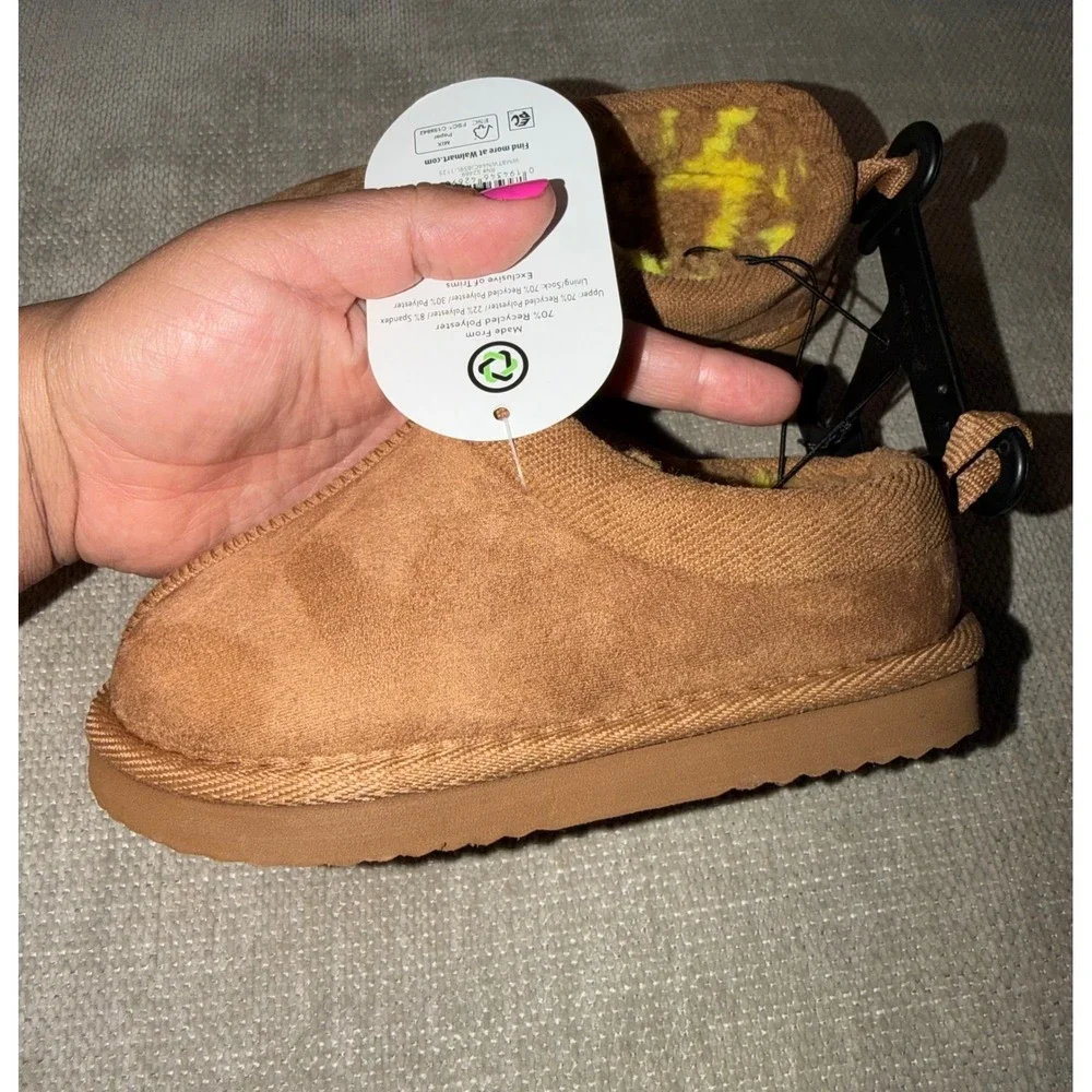 Kids slippers 9/10